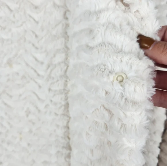 Patagonia Cream Fuzzy Fleece Jacket | Fits Women’s Small - Picture 5 of 9